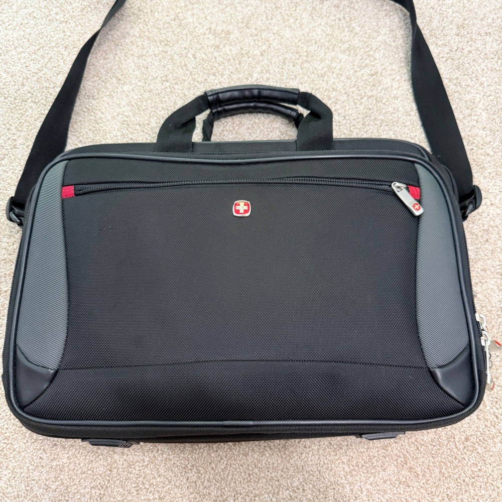 Wenger Laptop Briefcase Mens OS Black Multi-Compartment Padded Messenger Bag